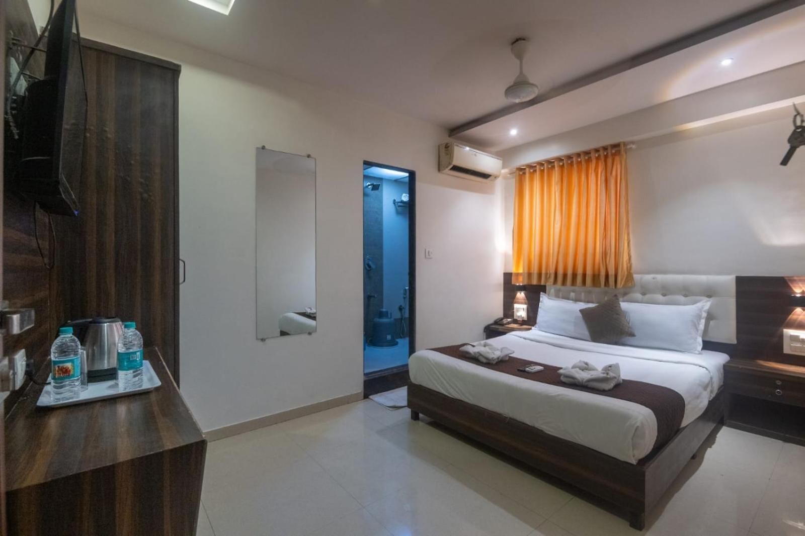 Avion Park Executive Hotel