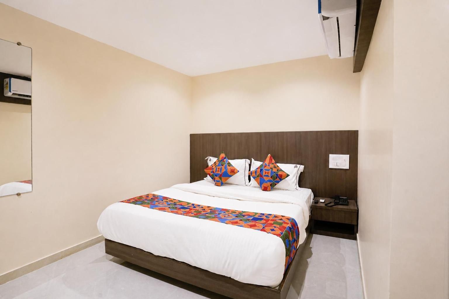 Hotel Casa Royal Residency - Exhibition Centre Mumbai