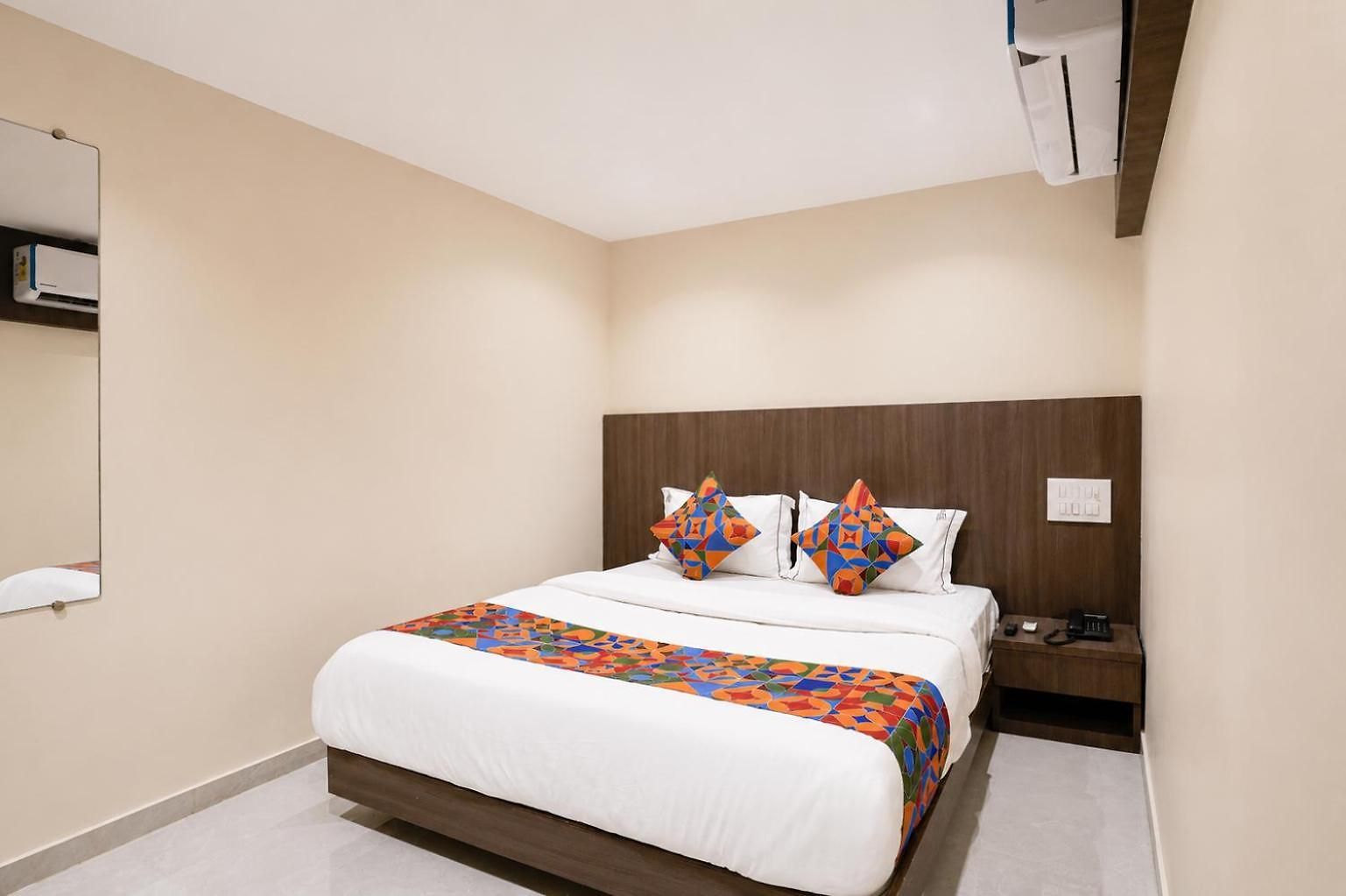 Casa Royal Residency - Exhibition Centre 3*