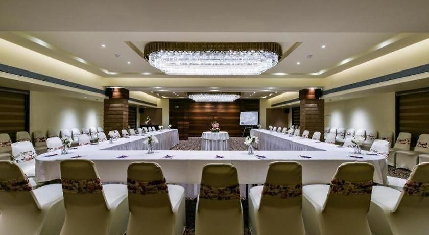 Tunga International Hotel 3*