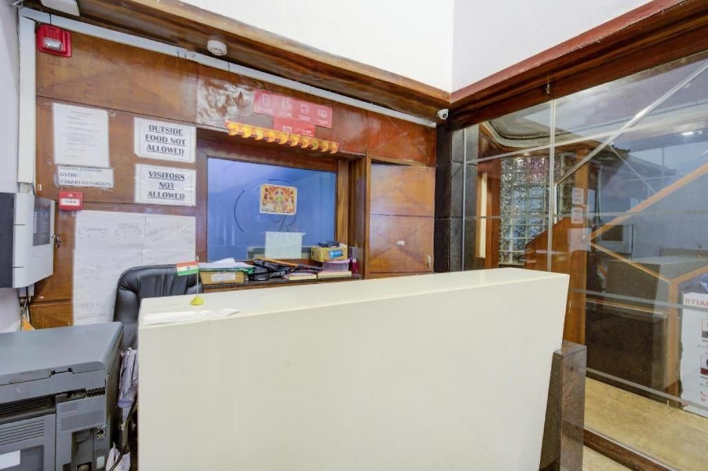 Hotel Capital O 77295 Bansidhar Bhuvan 3*