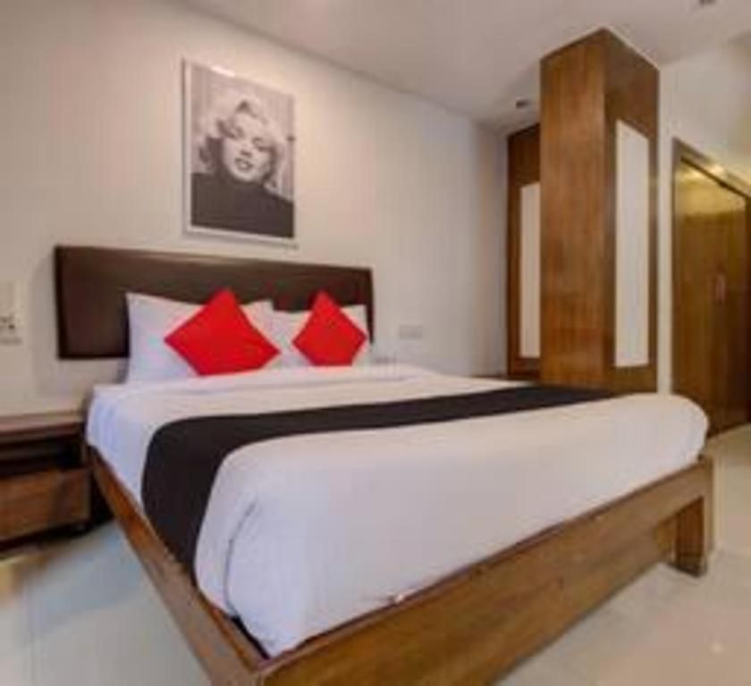 Capital O 77295 Bansidhar Bhuvan Hotel Mumbai
