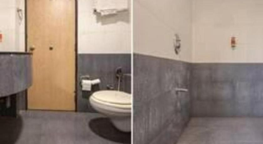 Hotel Capital O 77295 Bansidhar Bhuvan Mumbai