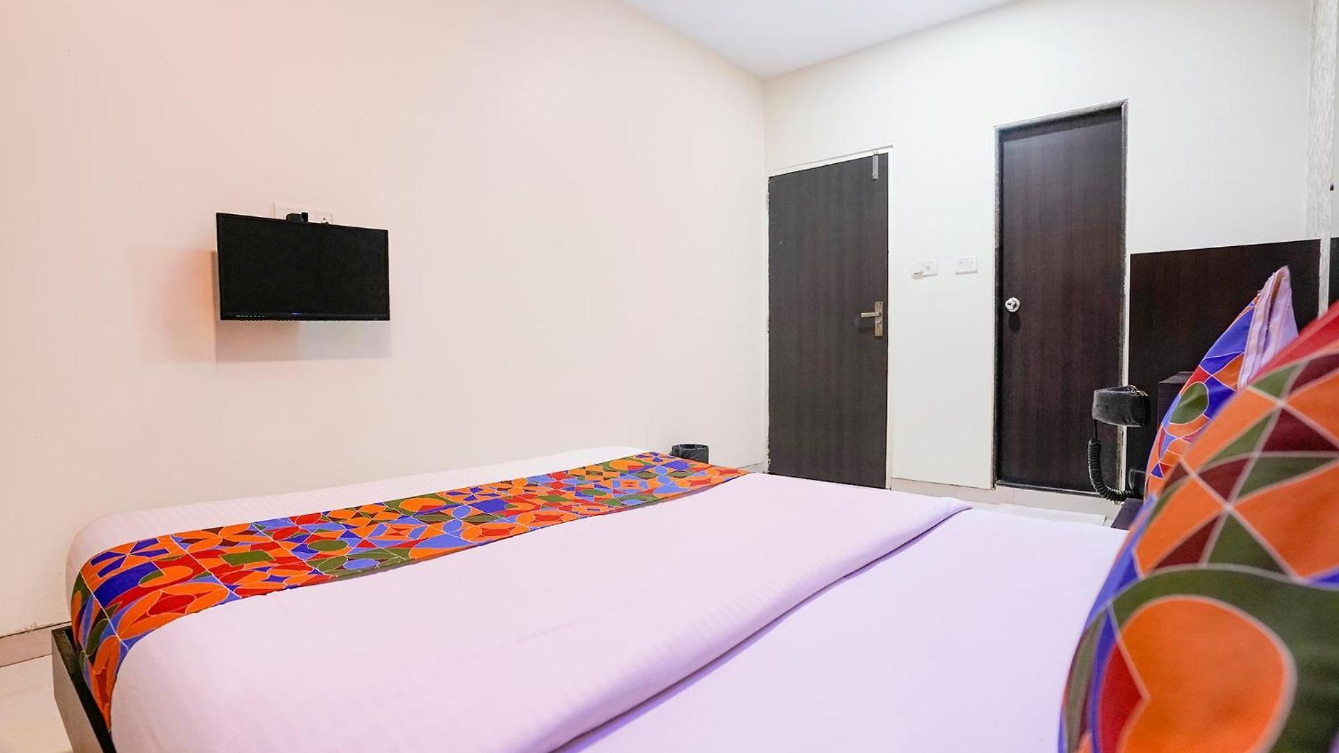 Fabhotel Marvey Residency
