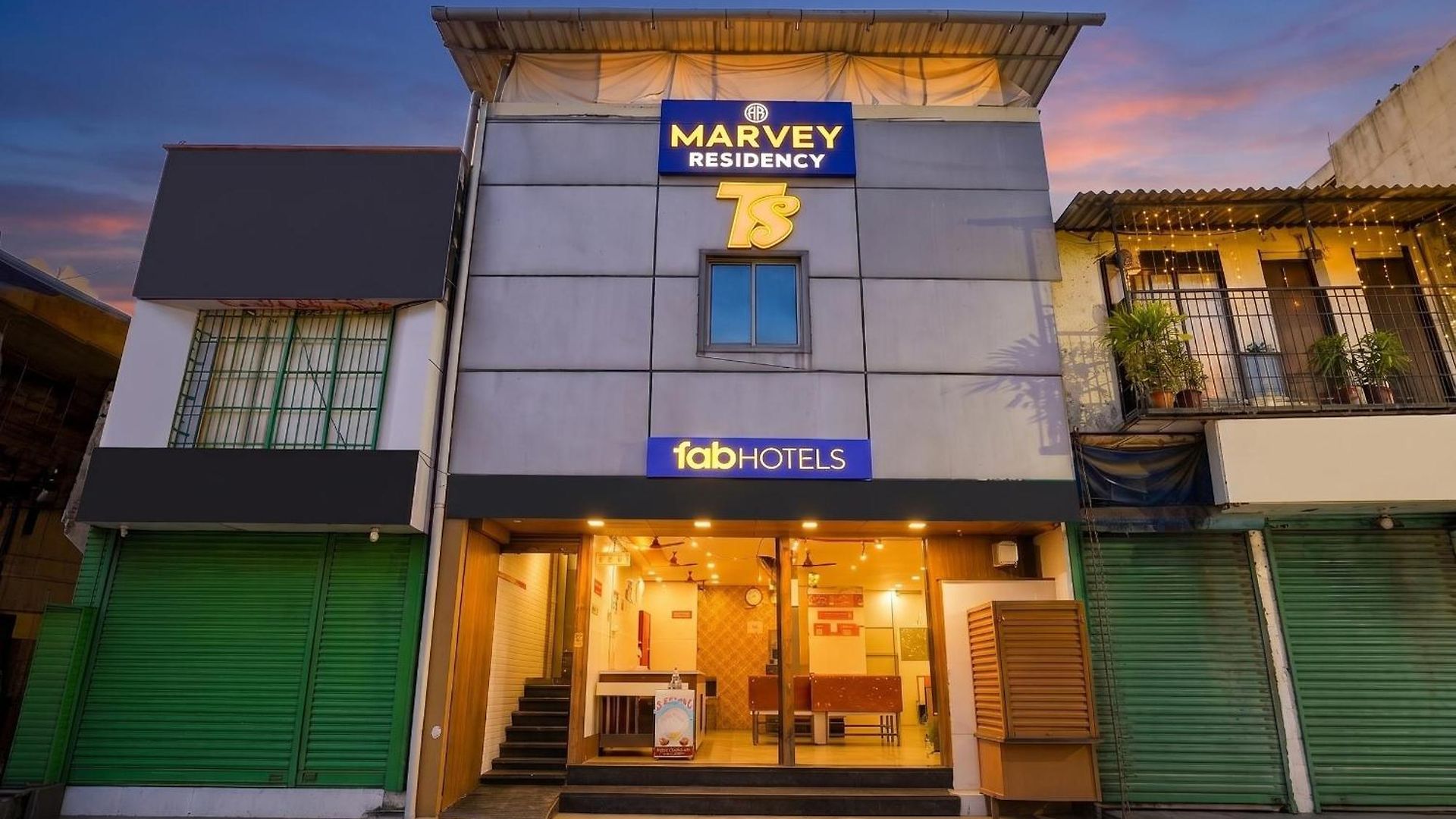 Fabhotel Marvey Residency 3*