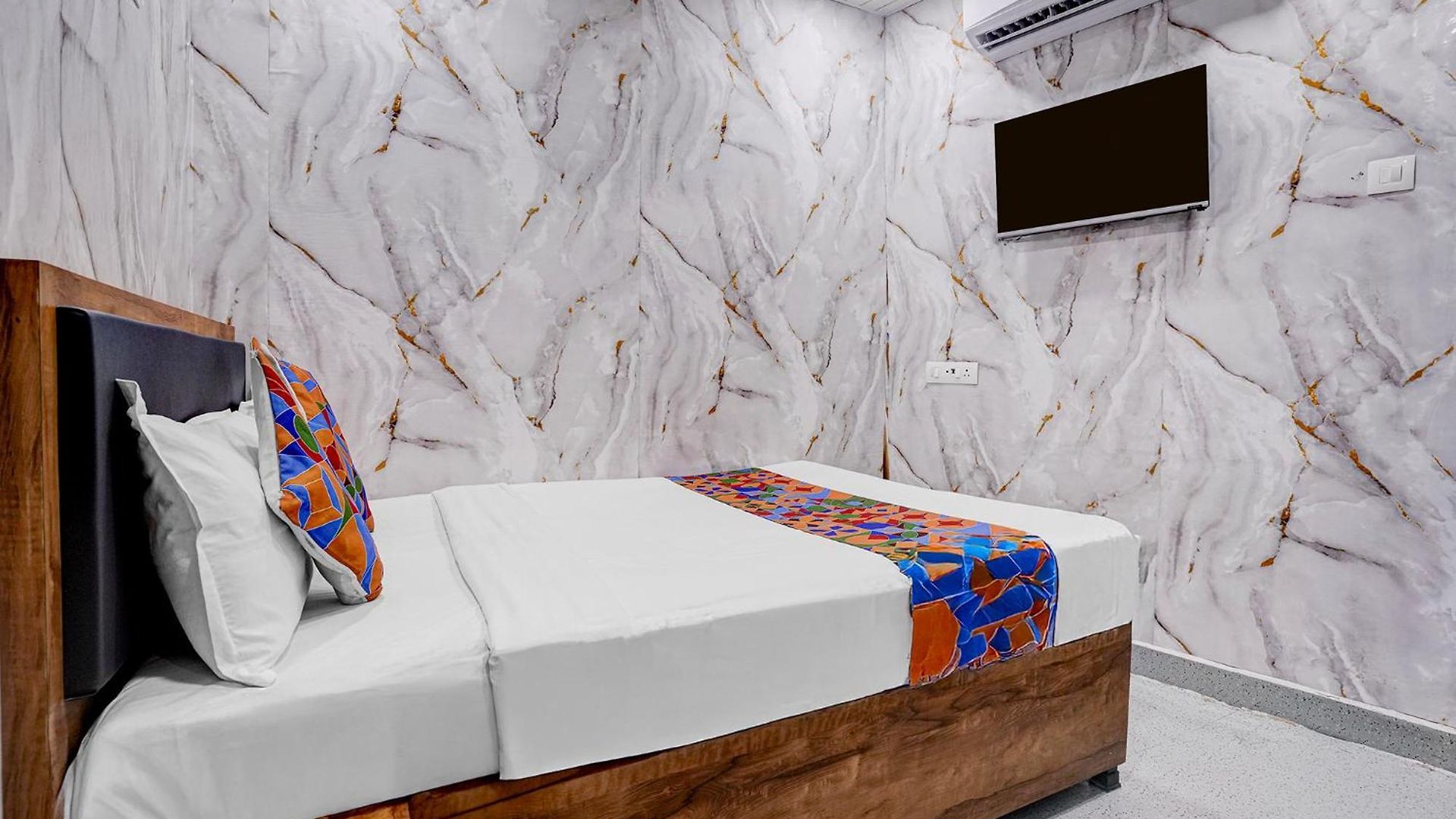 Hotel Fabhotel Comfort Zone 3*