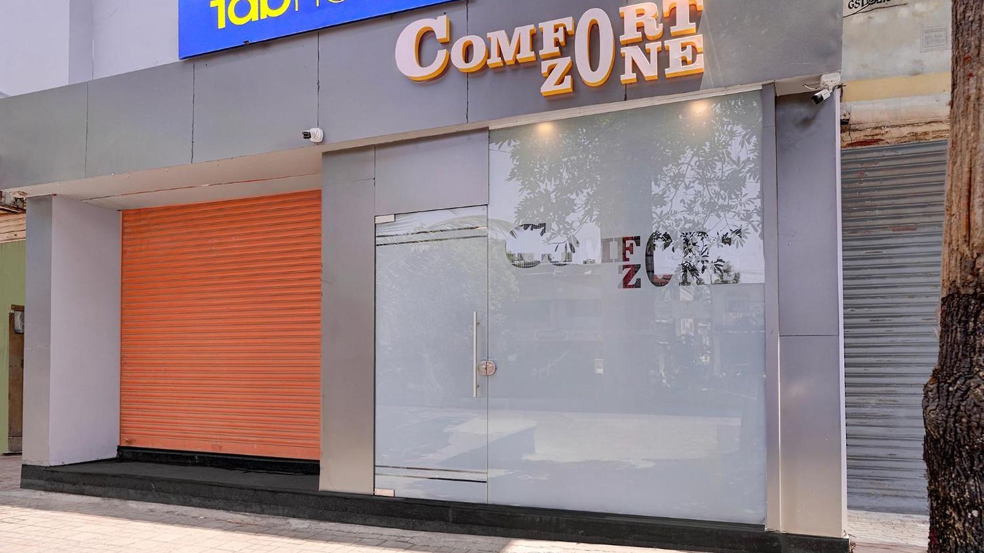 Fabhotel Comfort Zone Hotel 3*
