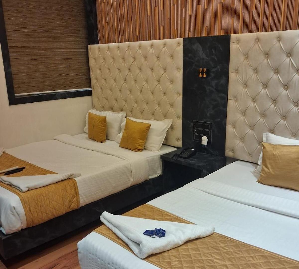 Hotel Imperial Near Crawford Market & Csmt Station 3*