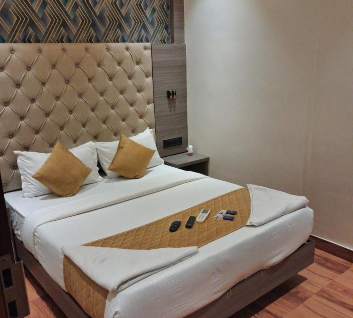 Hotel Imperial Near Crawford Market & Csmt Station Mumbai