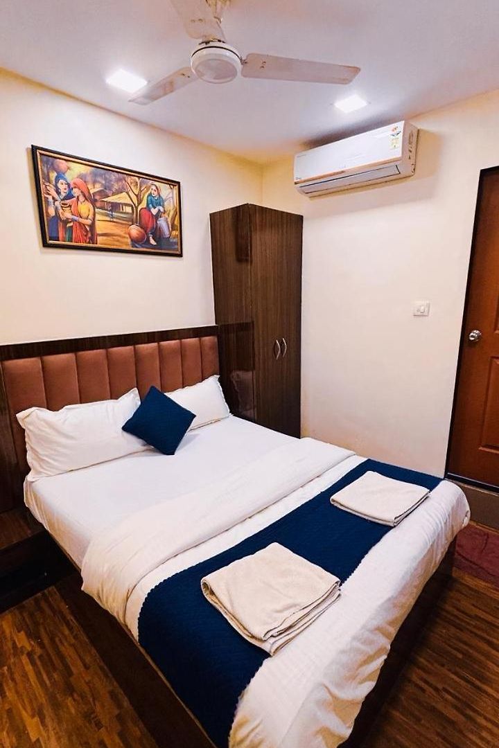 Blue Wellingten 3* Mumbai