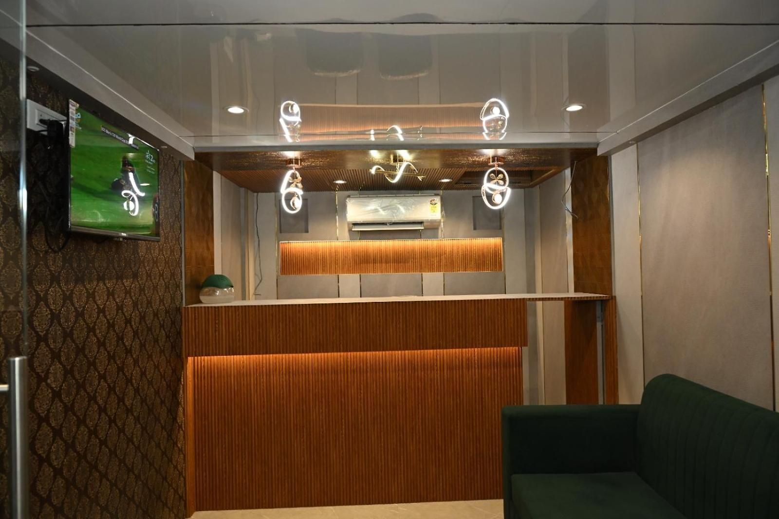 Suchieta 3* Mumbai