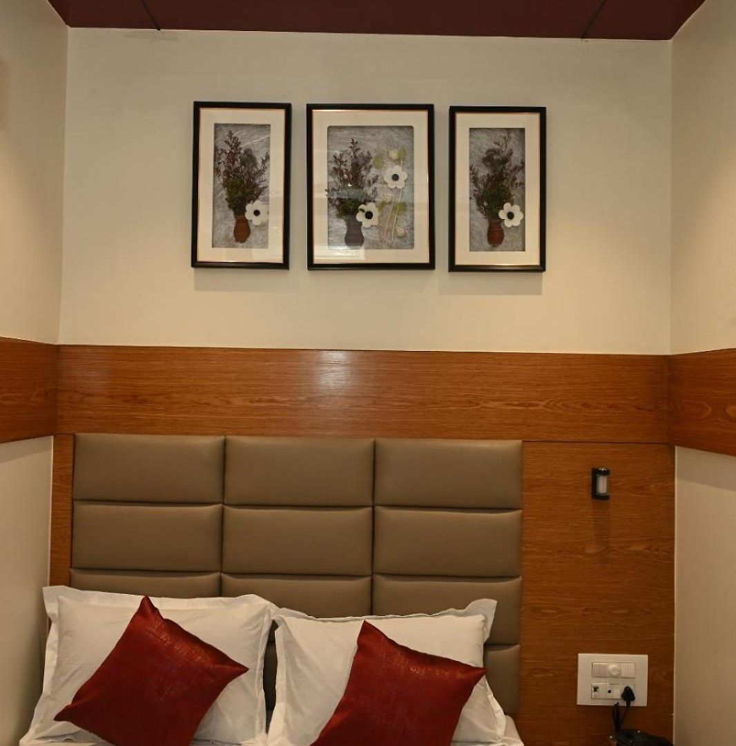 Suchieta Hotel 3*