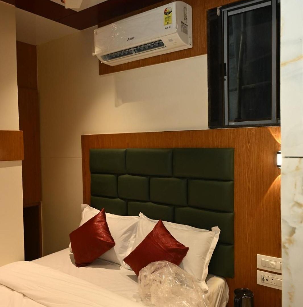 Suchieta Hotel 3*