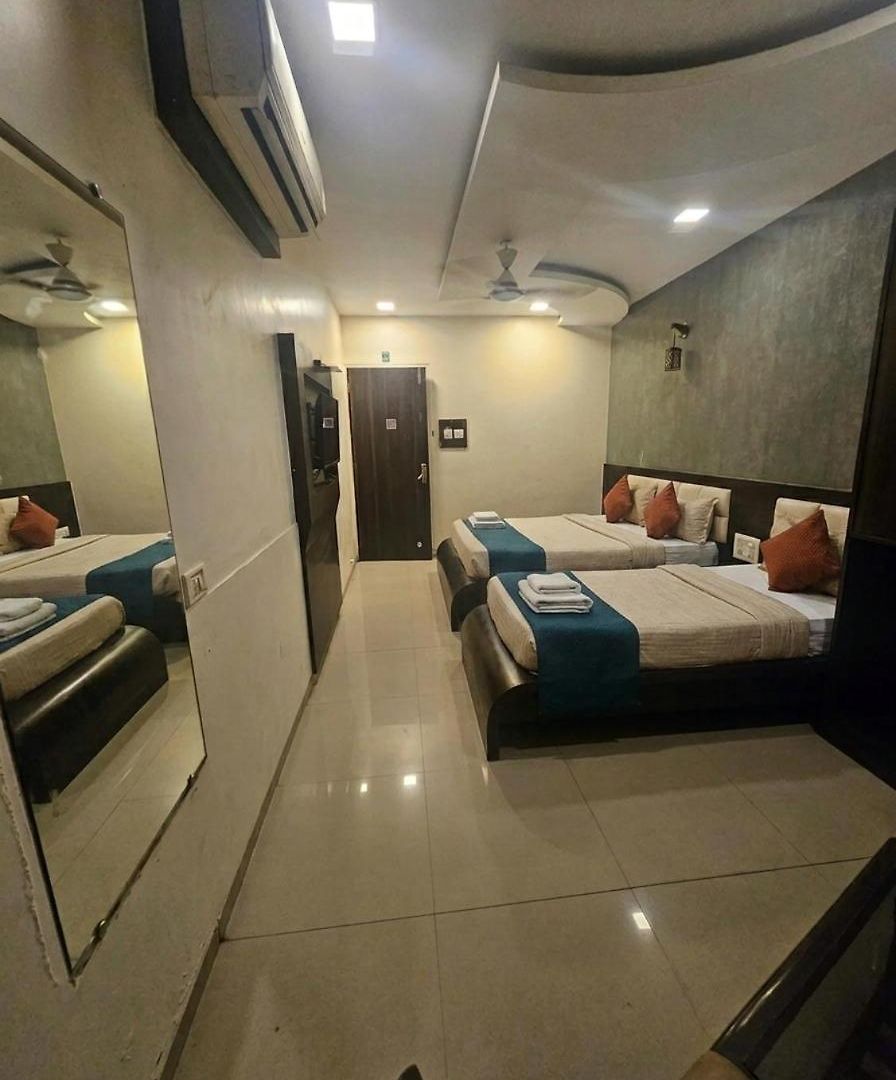 Luxury Addoree Palace - Near Airport Mumbai
