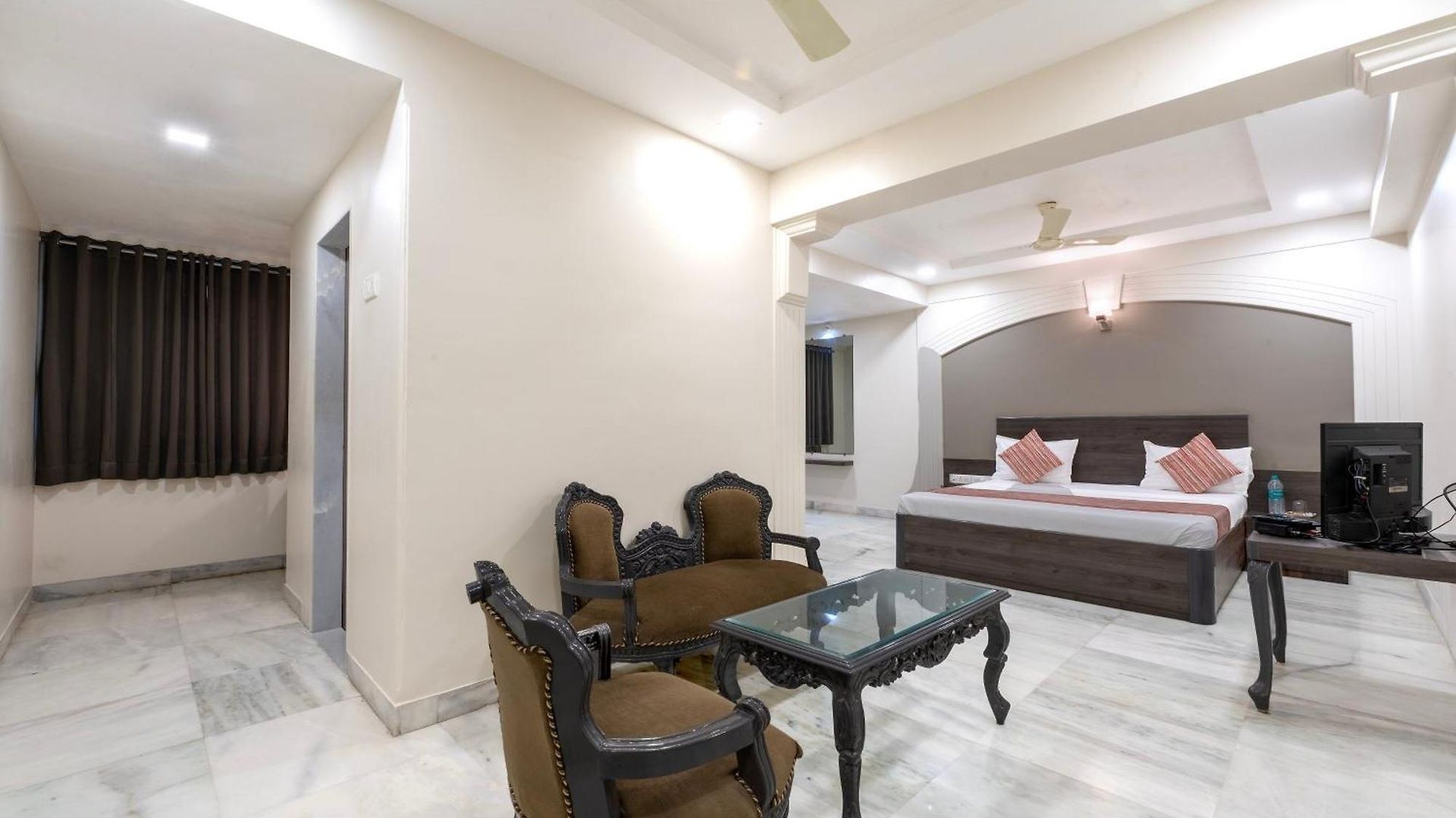 Pride Hotel Mumbai