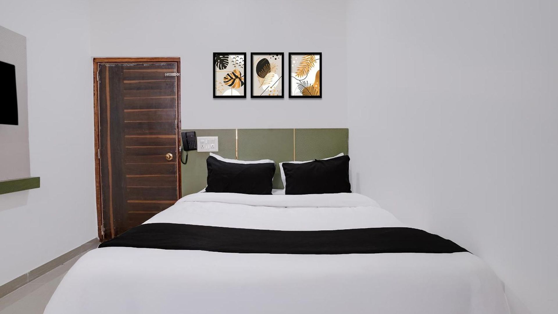Hotel Super Collection O Jnpt Navi Formerly Ratan Regency Mumbai