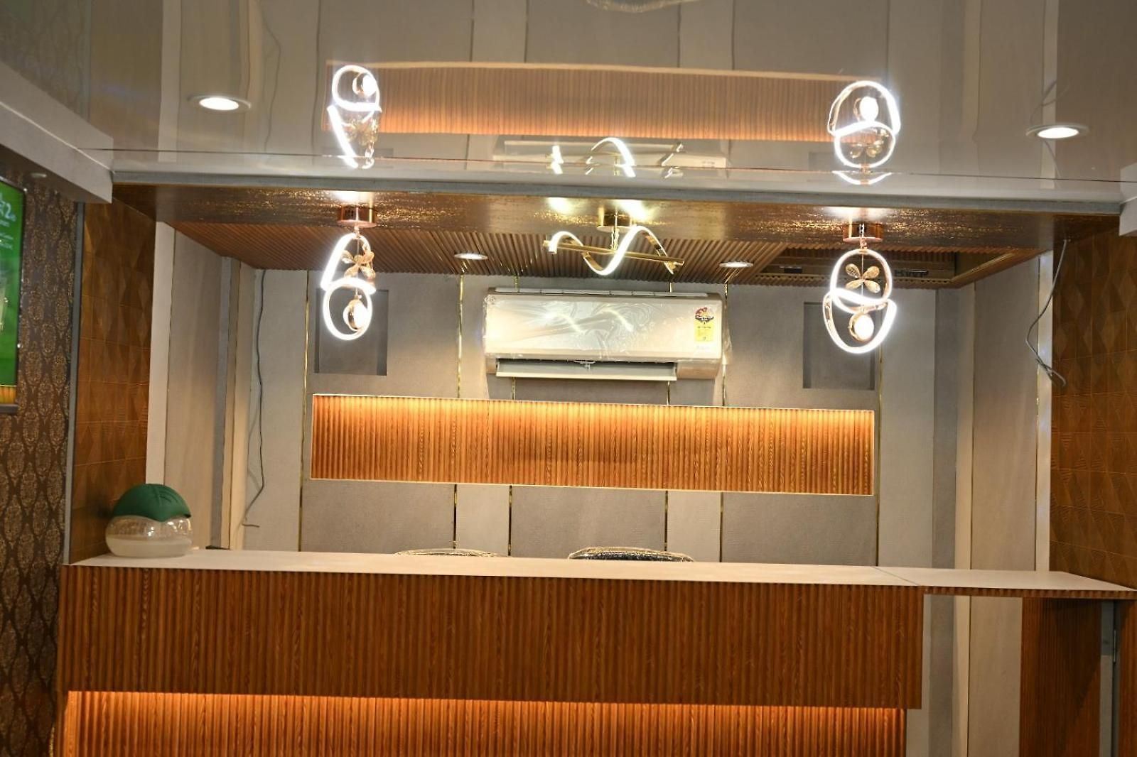 Hotel Suchieta Mumbai