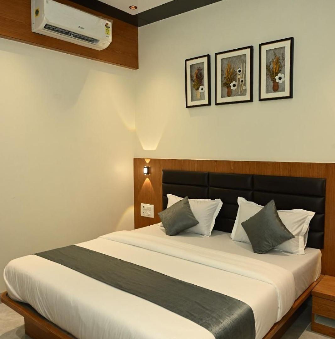 Suchieta 3* Mumbai