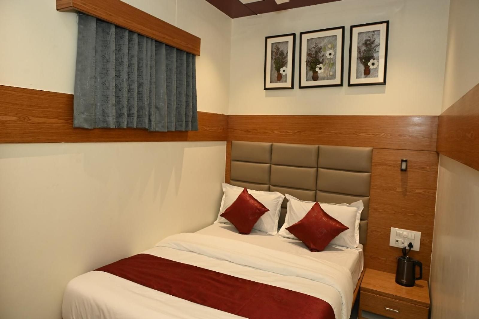 Suchieta Hotel Mumbai