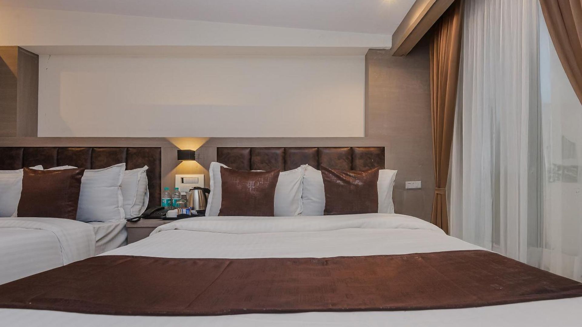 Hotel Zillion International Near Us Consulate B K C Near Airport Mumbai