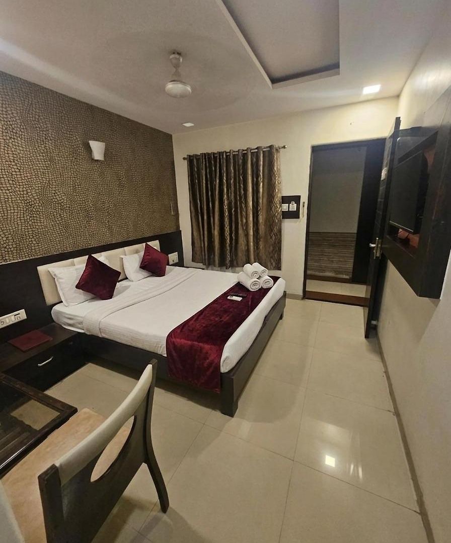 Luxury Addoree Palace - Near Airport 3* Mumbai