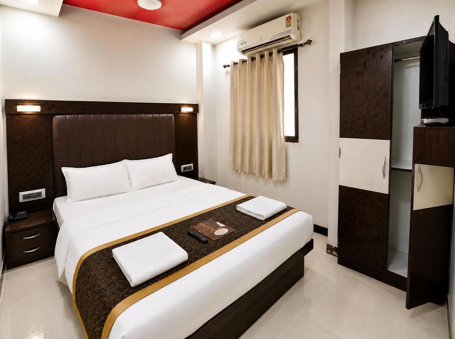 Taj Palace - Near Airport 3* Mumbai