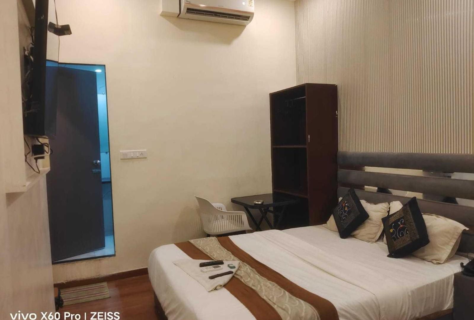 Hotel O Mahakali Caves Formerly Freedom International