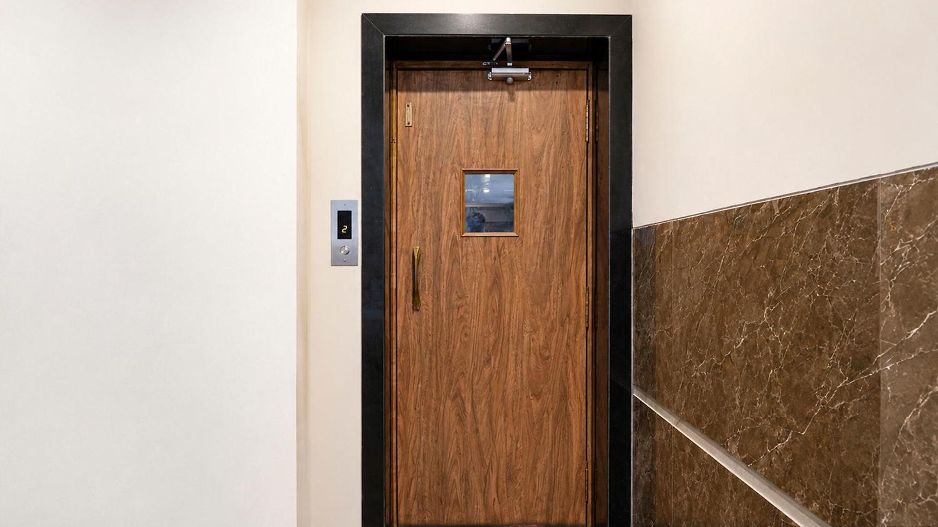 Fabhotel Prasad International 2*
