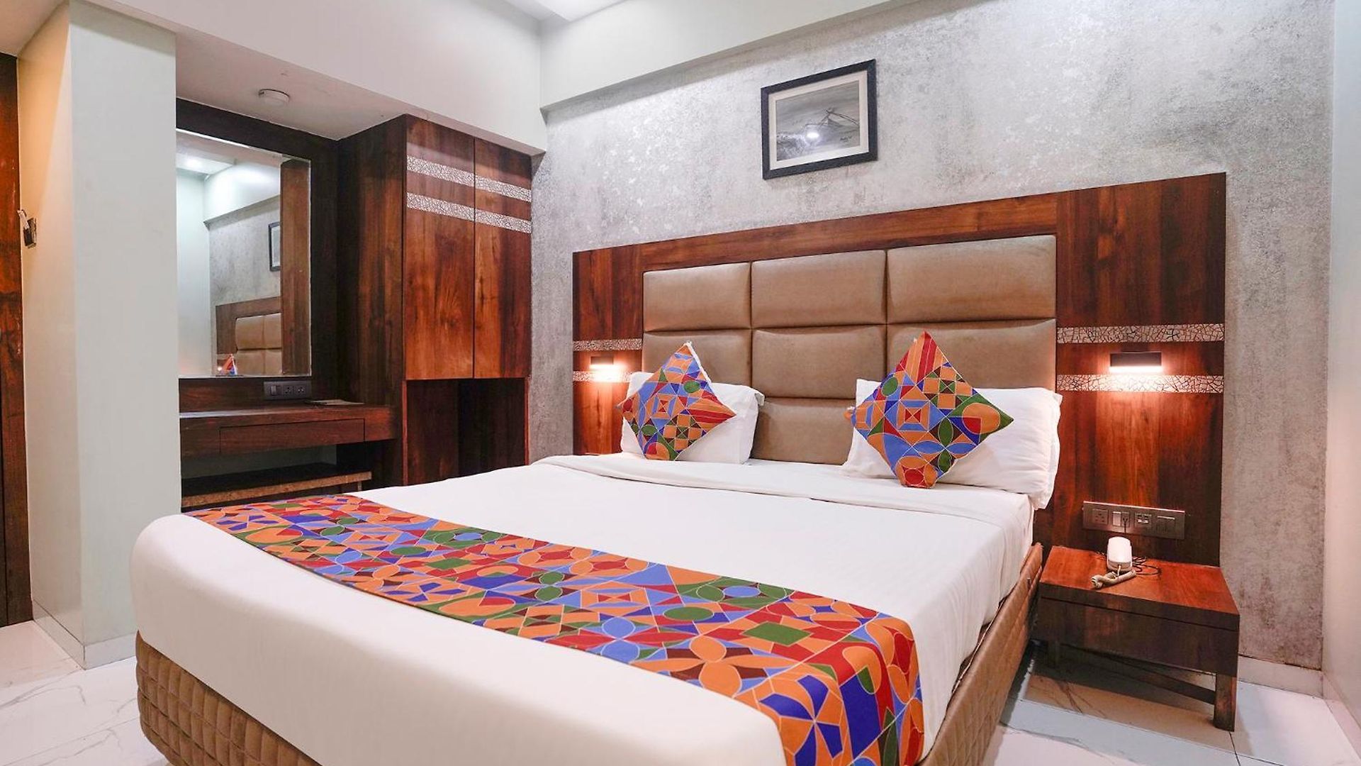Fabhotel Prasad International Hotel