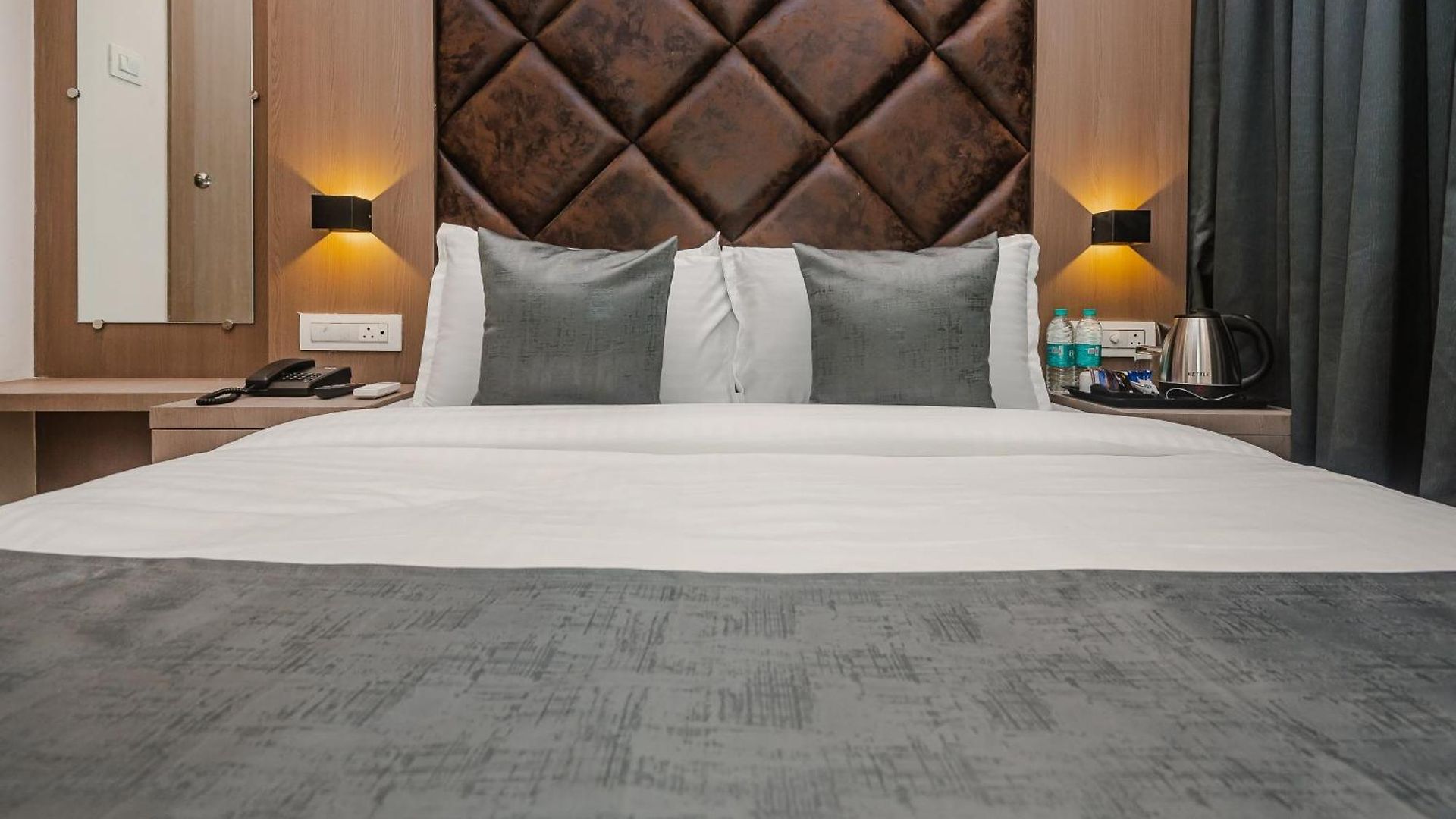 Hotel Zillion International Near Us Consulate B K C Near Airport Mumbai
