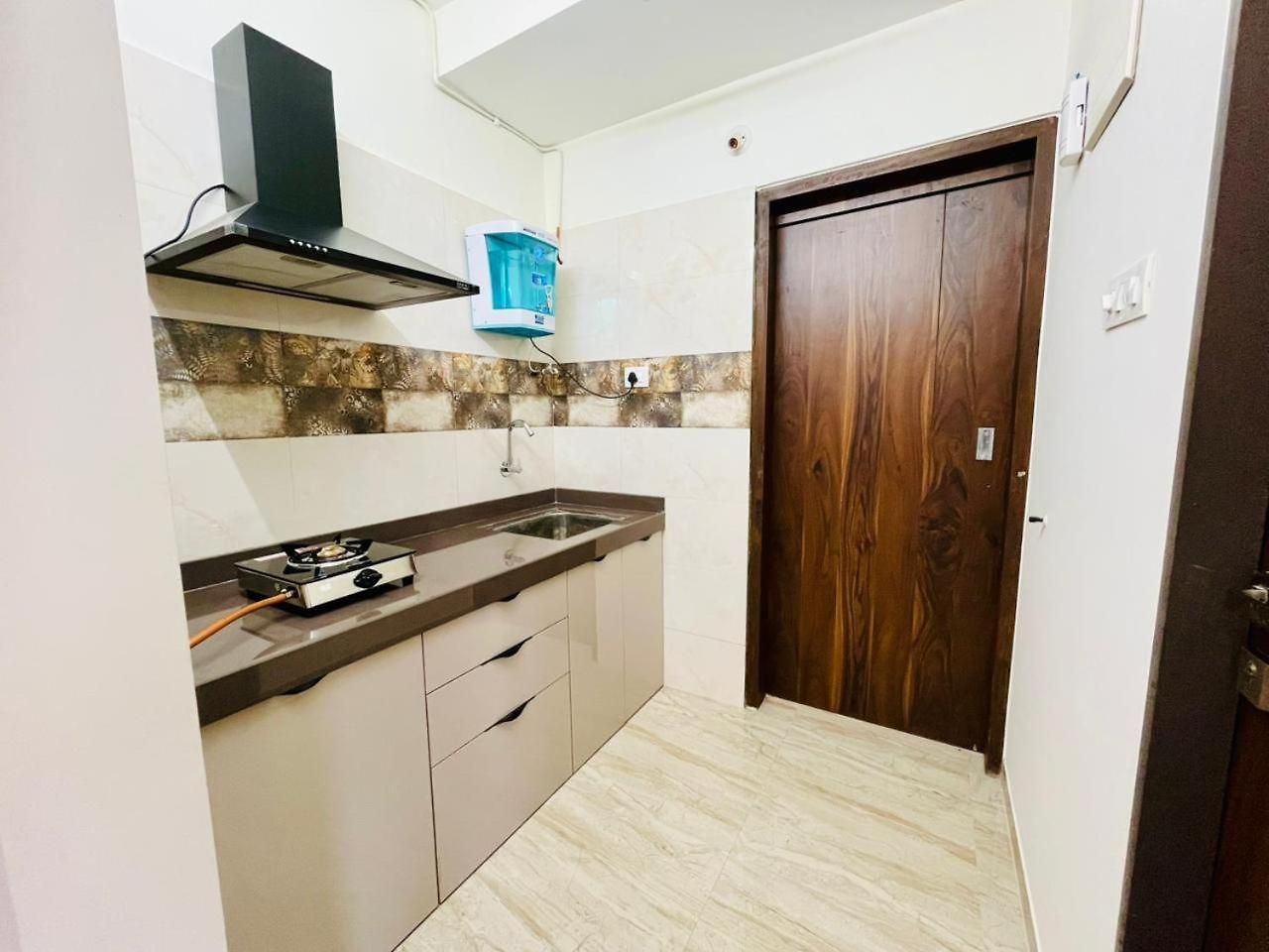 The - Malad West By Arch Hospitality Services