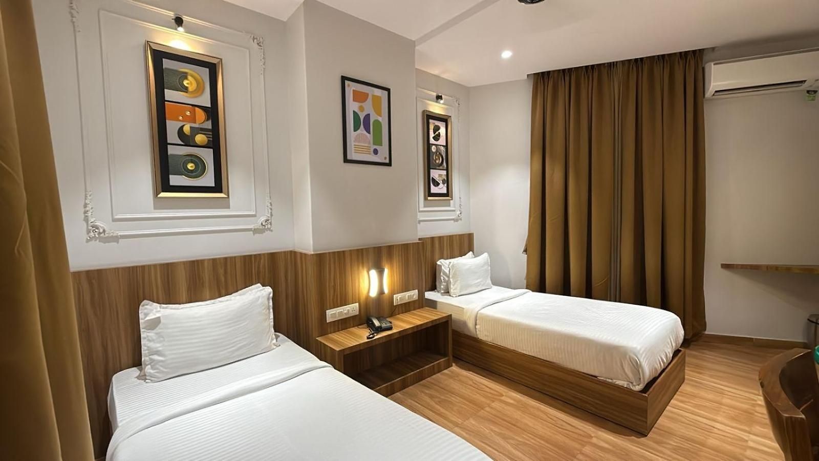 Hotel Alfa Nesco Goregaon