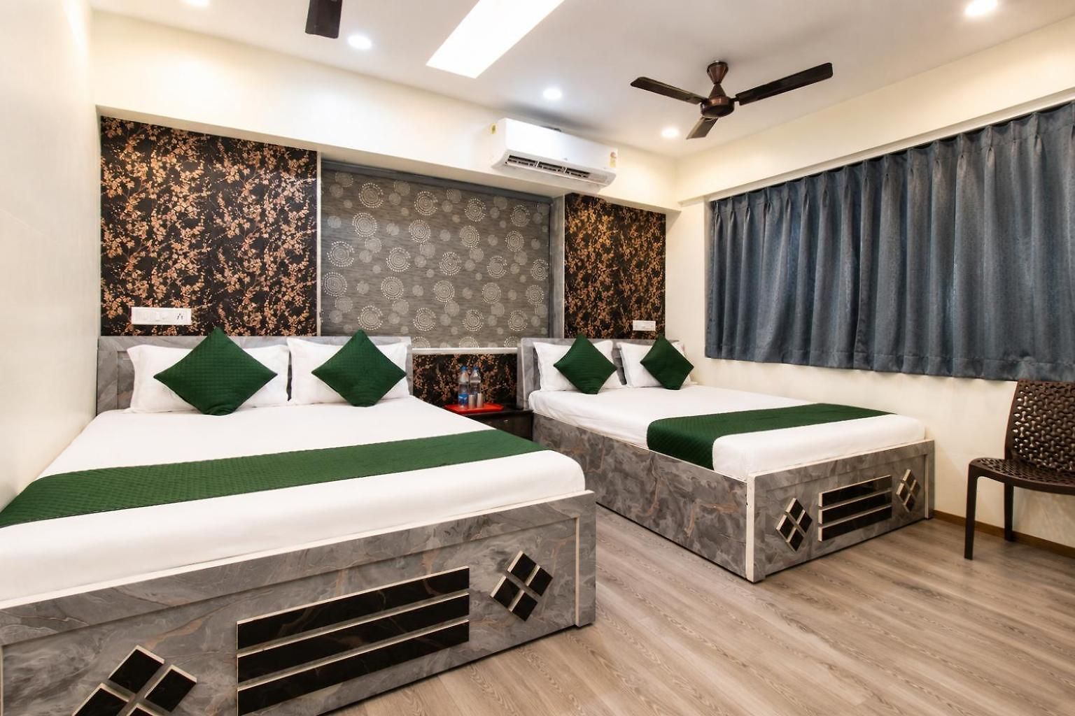 Platinum Hotel *
