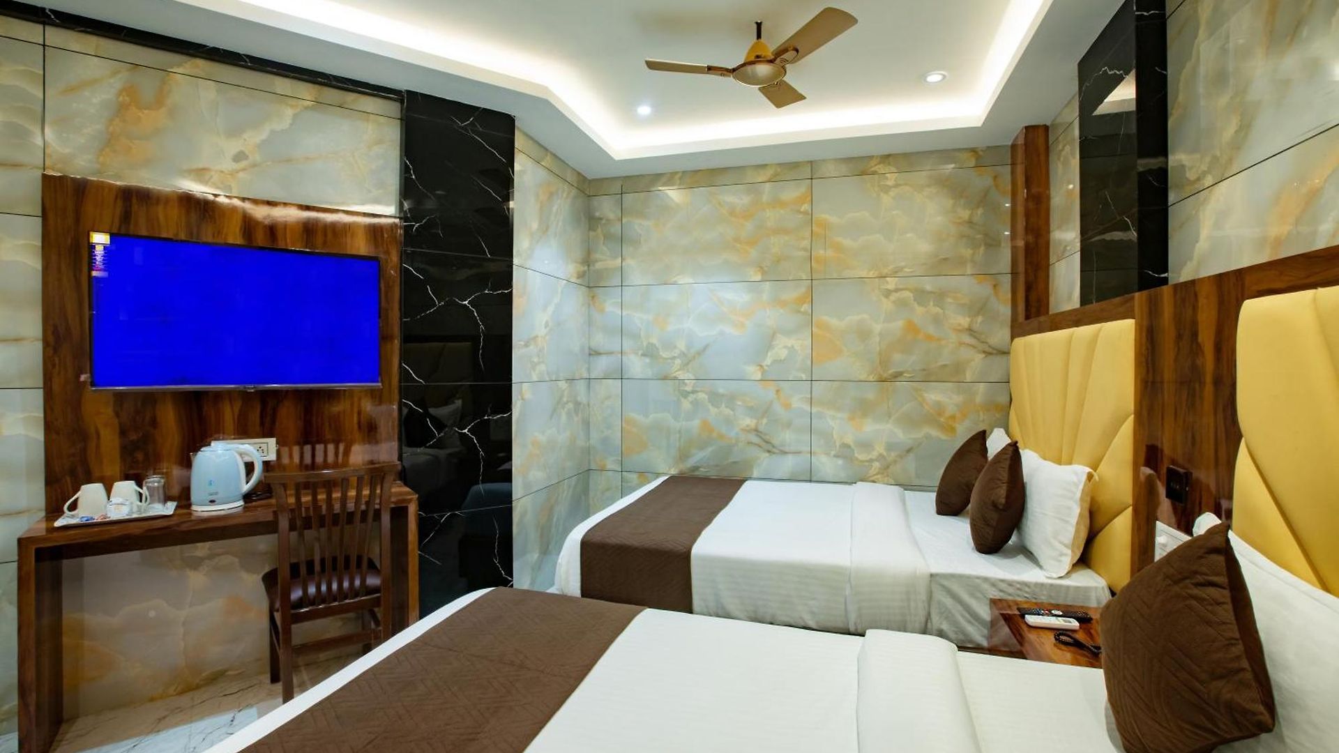 Brown Luxury Near Us Consulate Bkc