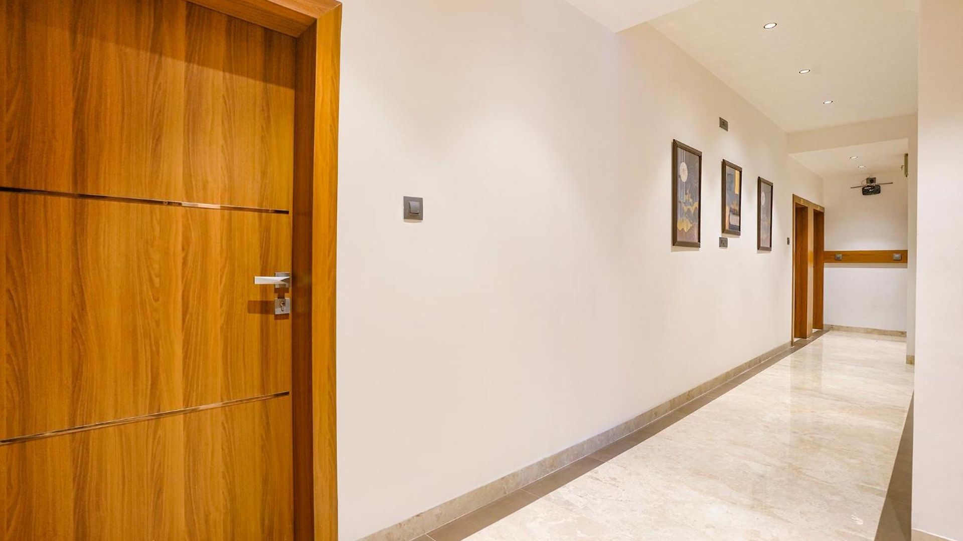 Fabhotel Status Residency 3*