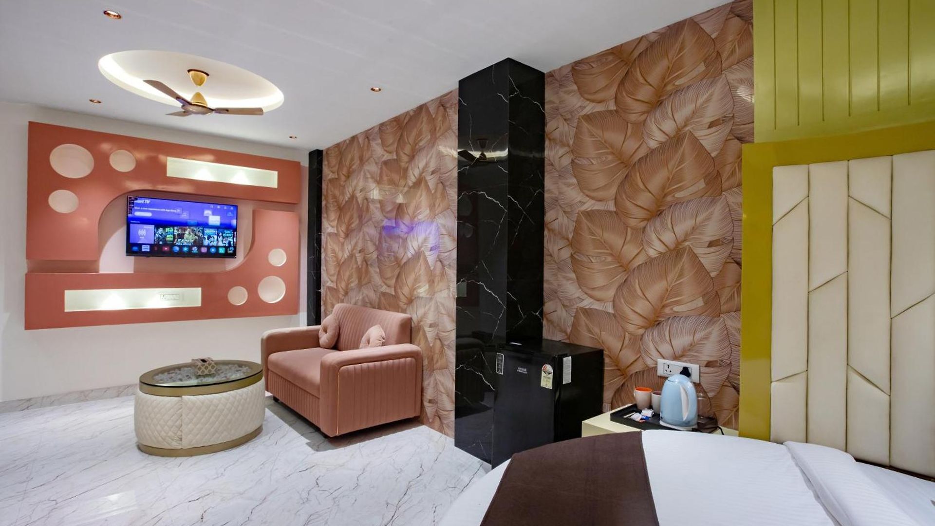 Hotel Brown Luxury Near Us Consulate Bkc Mumbai