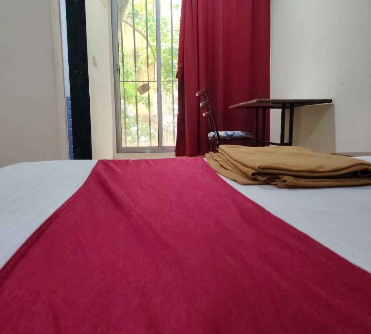 Garden View - Andheri West Hotel Mumbai