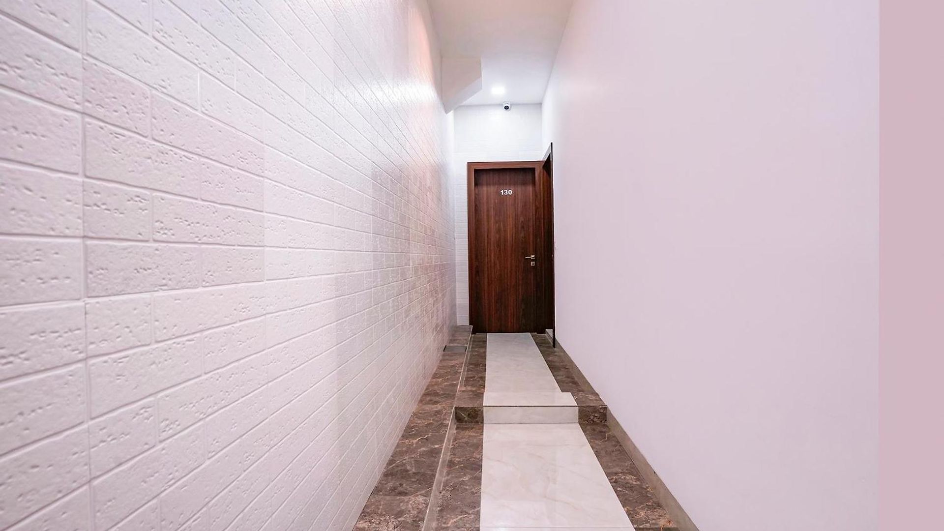 Fabhotel Elvis International Hotel Mumbai