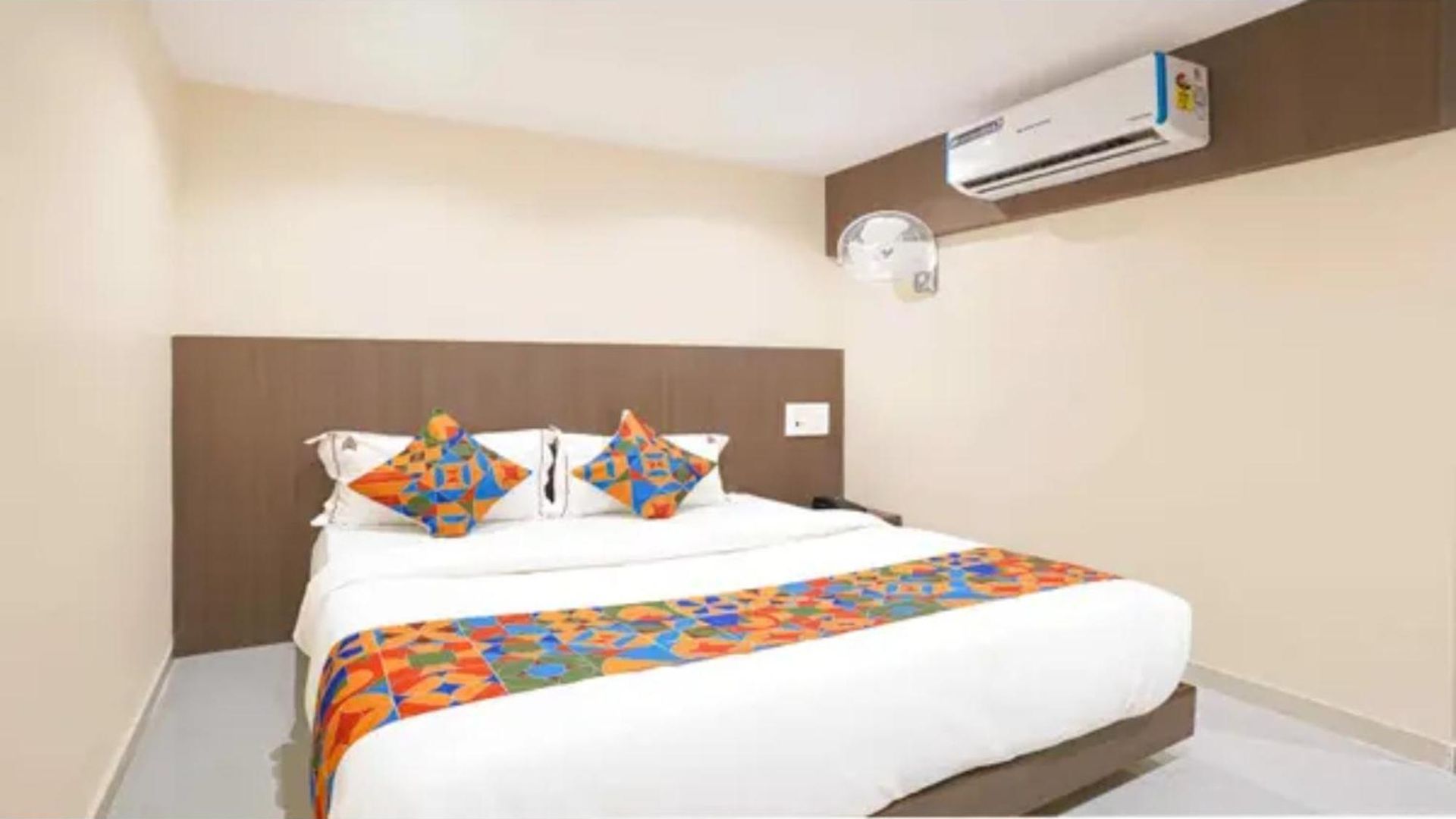 Fabhotel Casa Royal Residency Mumbai