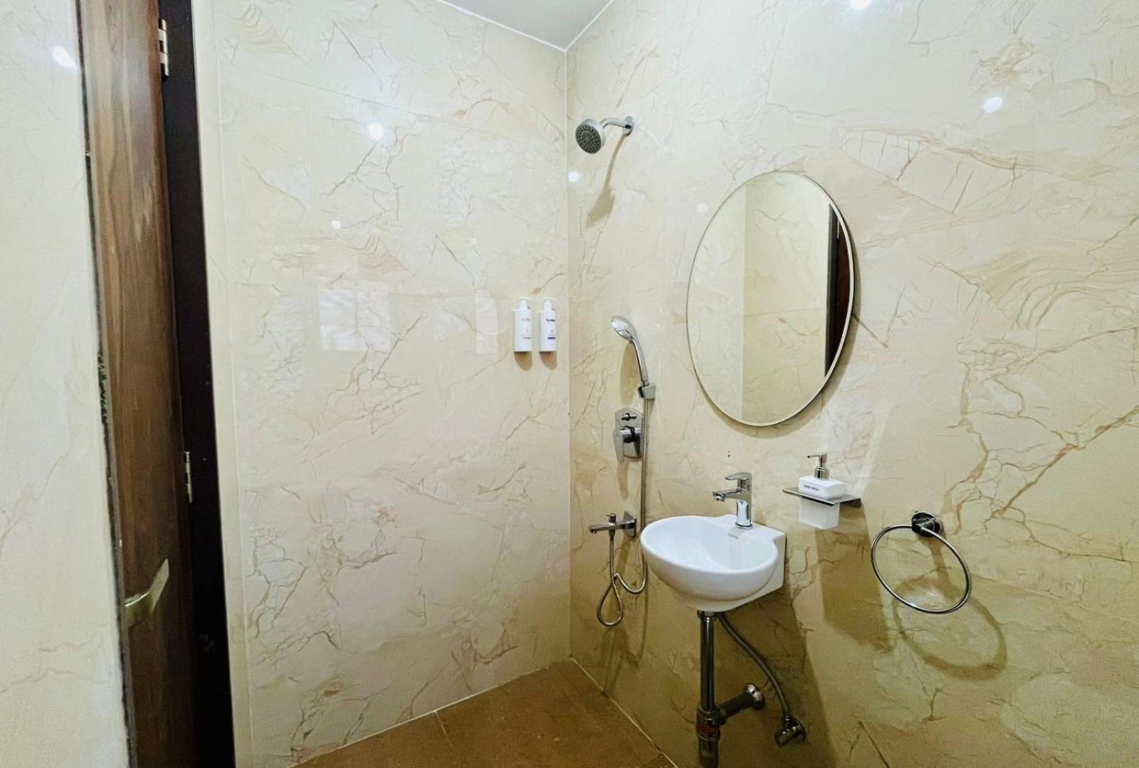 Hotel The - Malad West By Arch Hospitality Services Mumbai