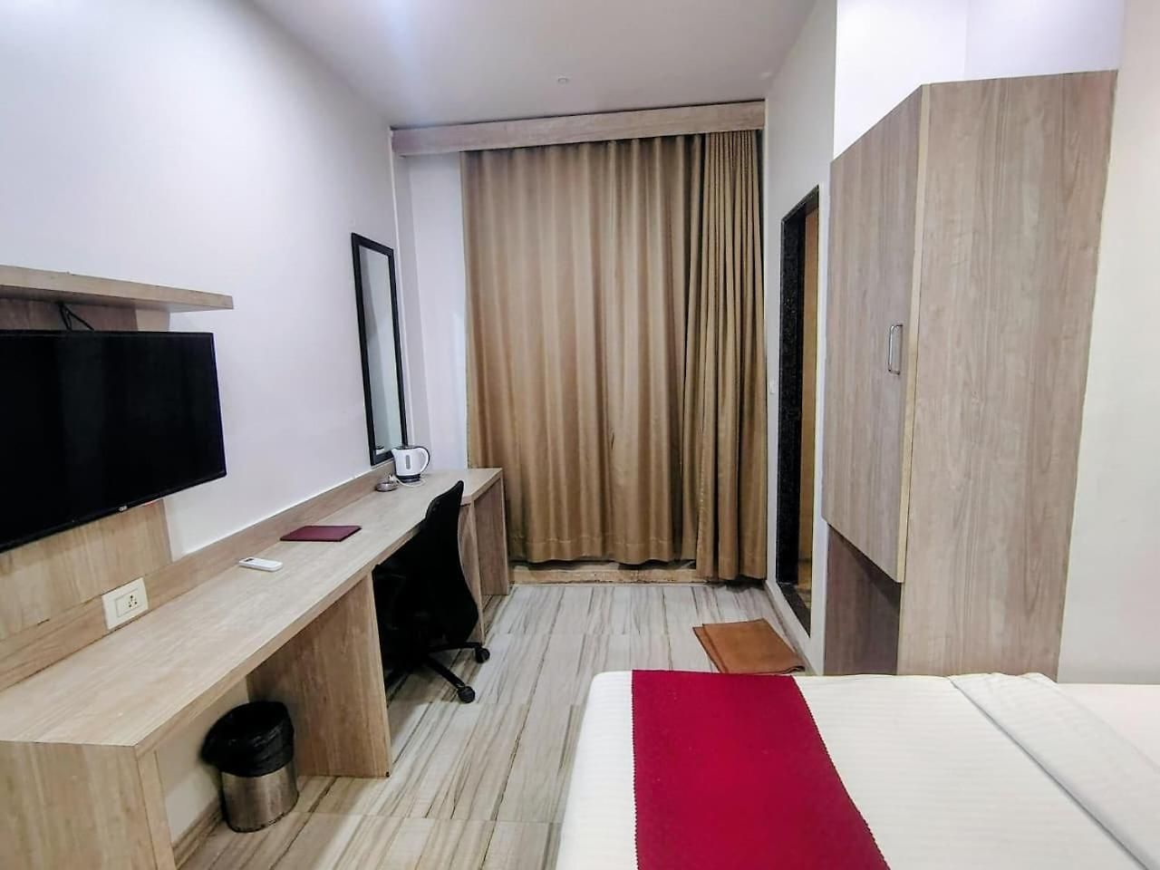 Annex International Near International Airport Hotel Mumbai