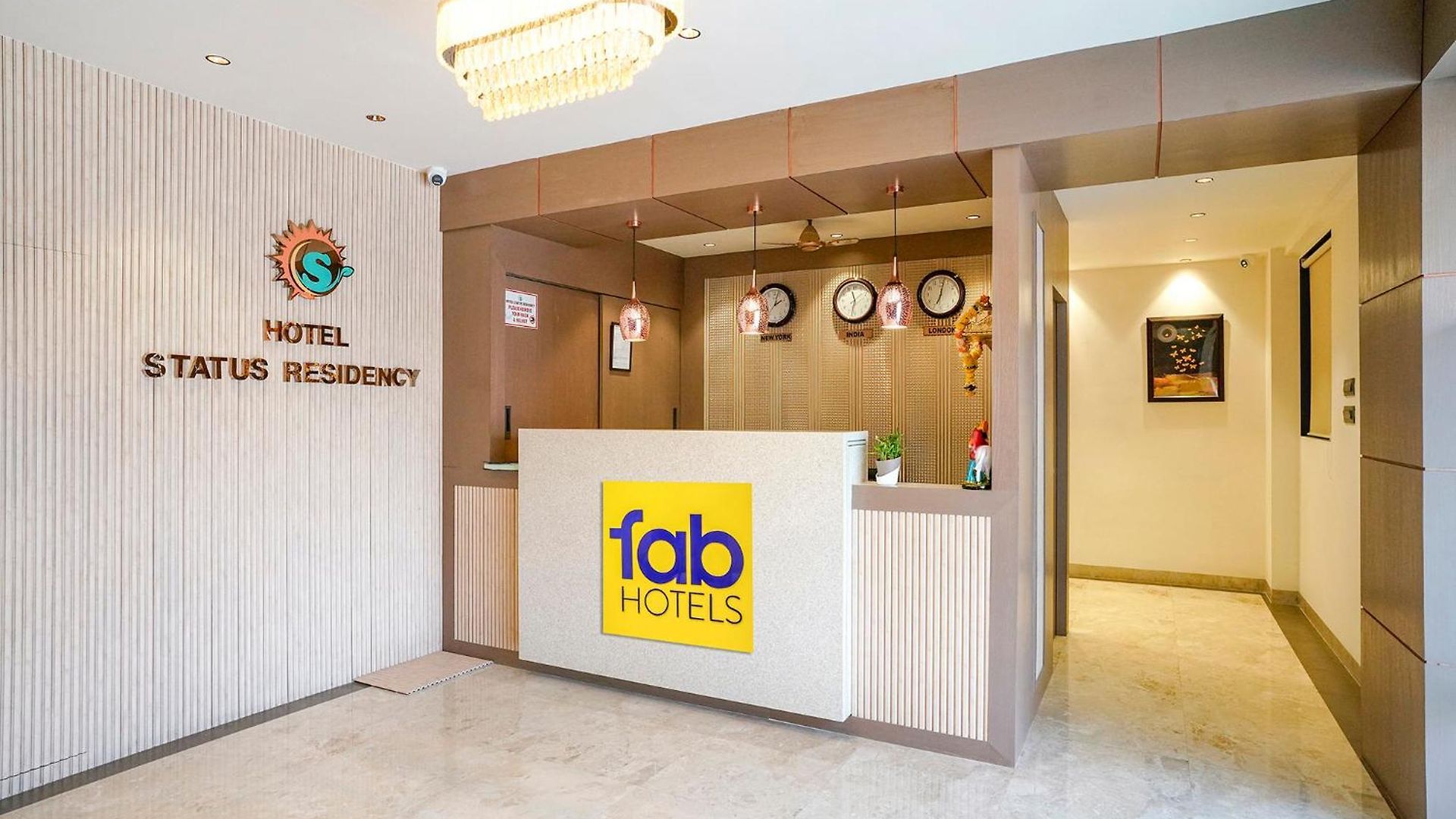Hotel Fabhotel Status Residency 3*