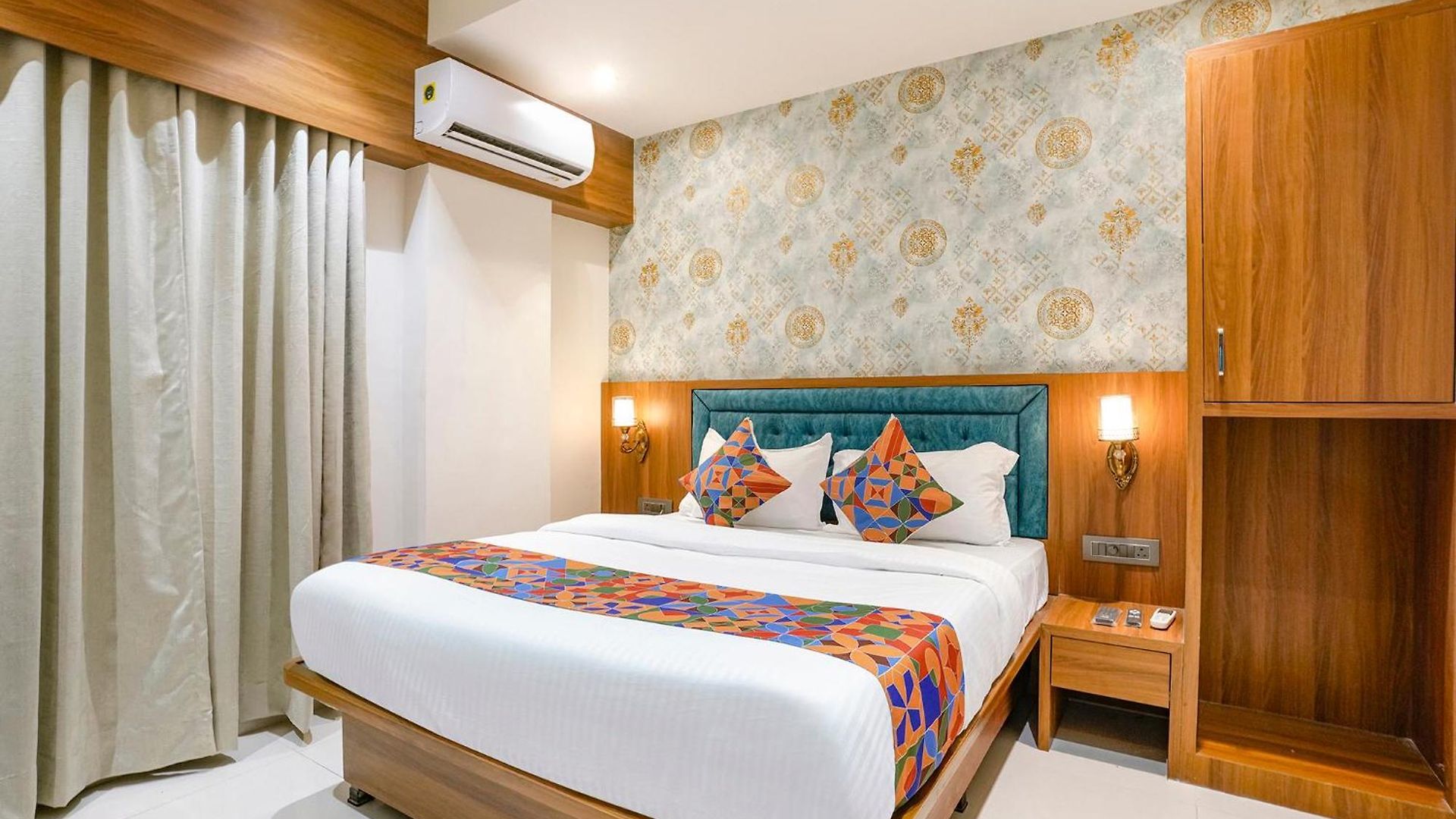 Fabhotel Status Residency 3* Mumbai