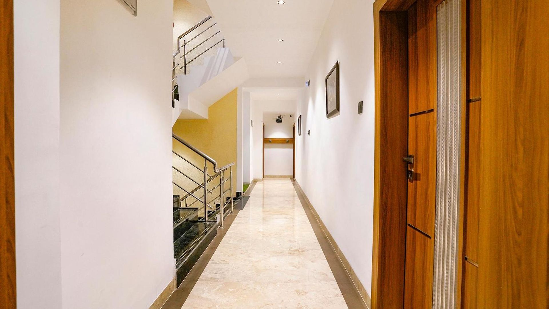 Fabhotel Status Residency Mumbai
