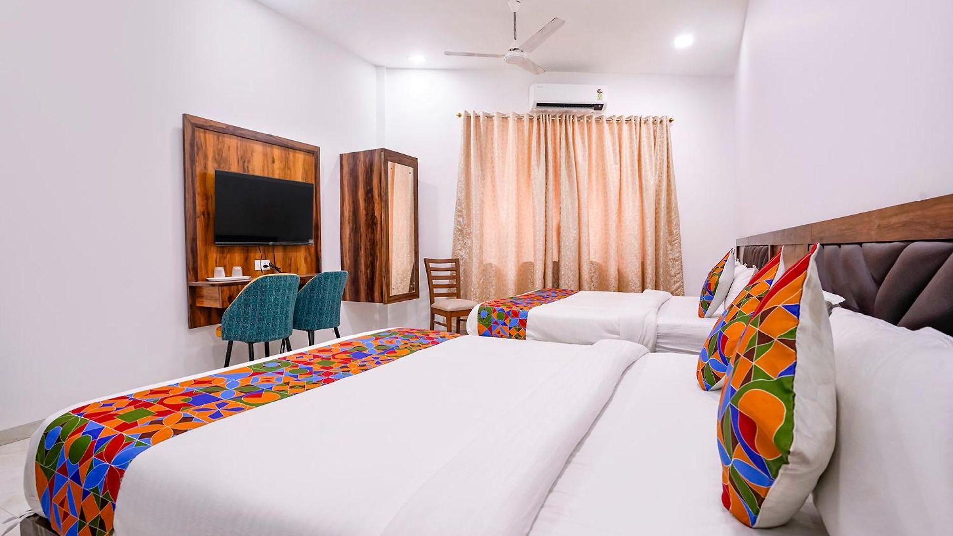 Hotel Fabhotel Elvis International Mumbai
