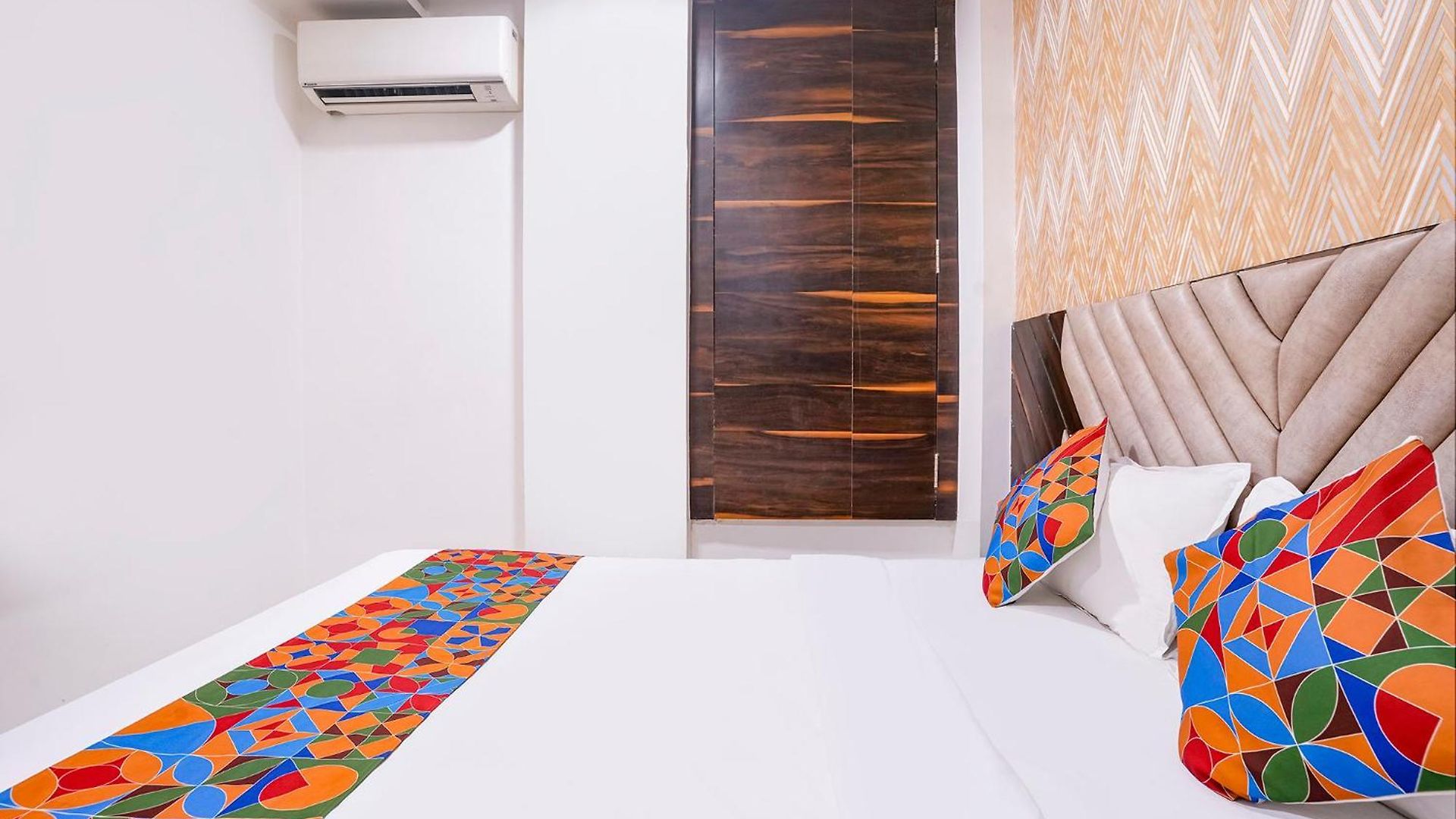 Fabhotel Elvis International Mumbai