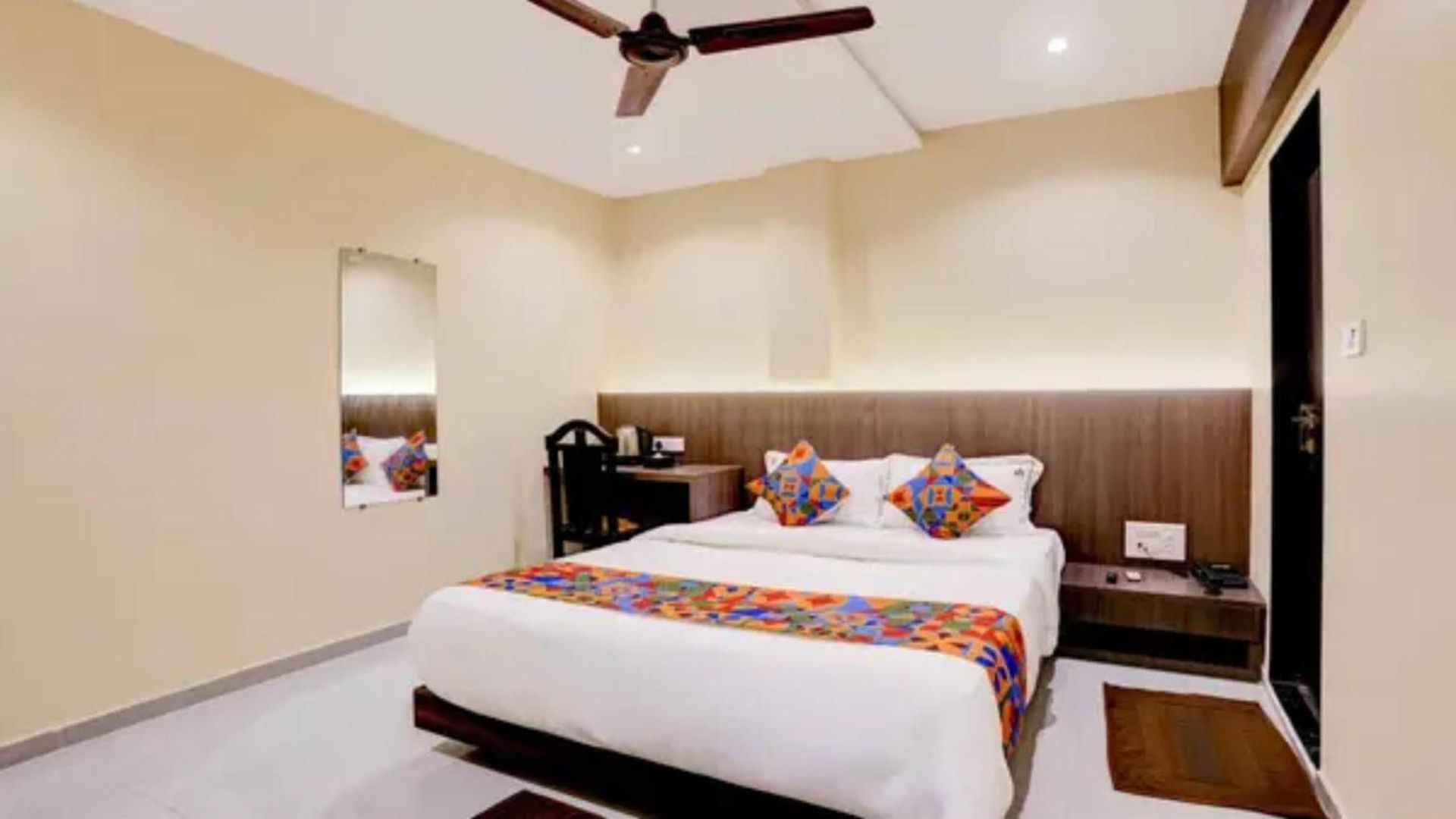 Fabhotel Casa Royal Residency Hotel Mumbai