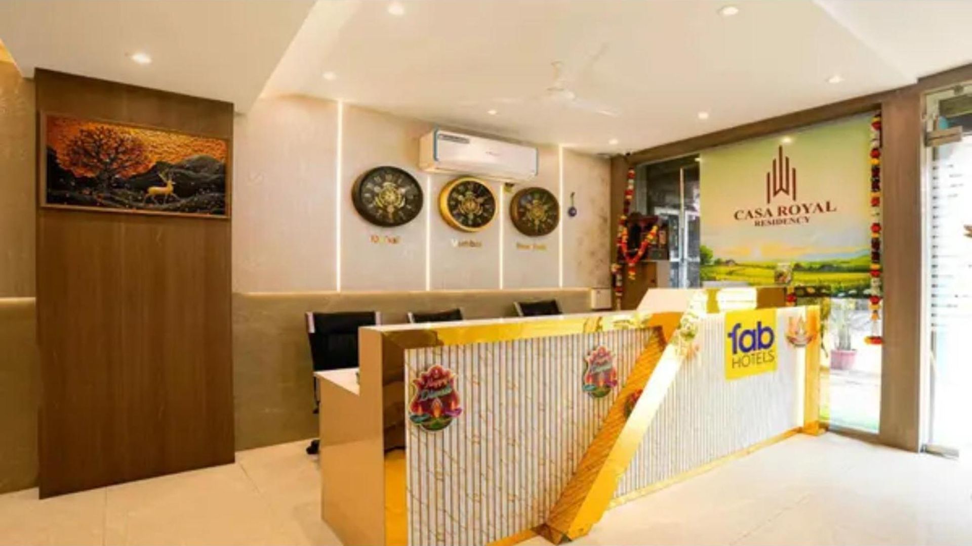 Hotel Fabhotel Casa Royal Residency 3*