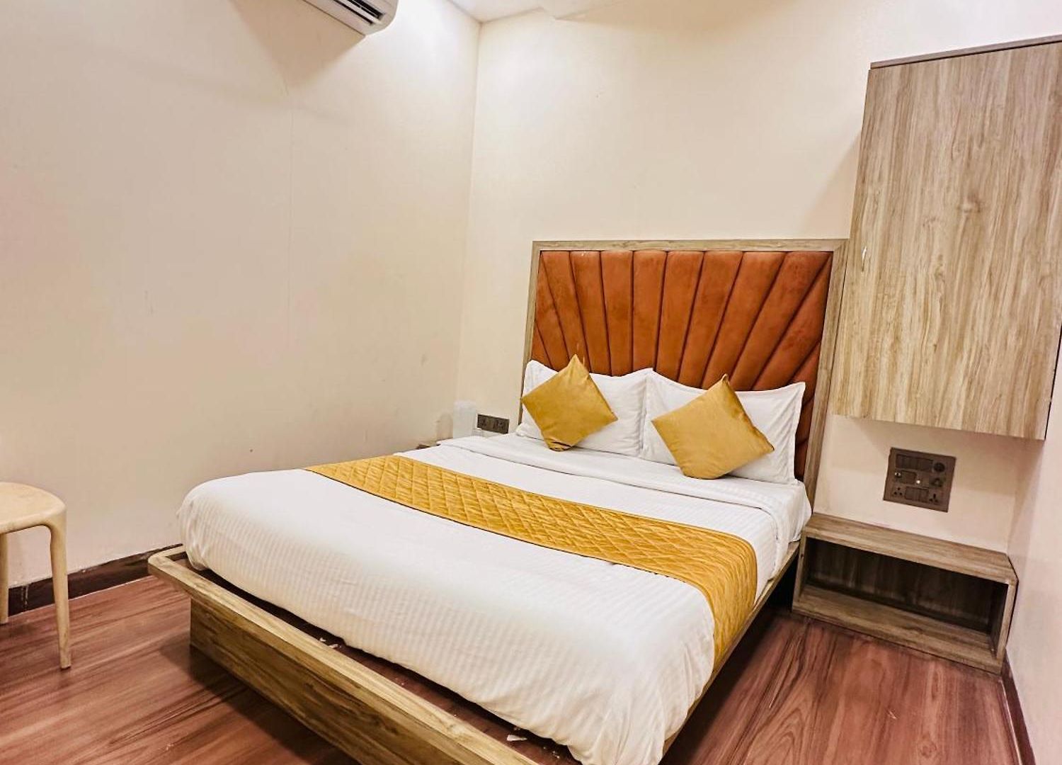 Hotel Royce Bkc - Near Jio Convention Centre And Us Consulate Mumbai
