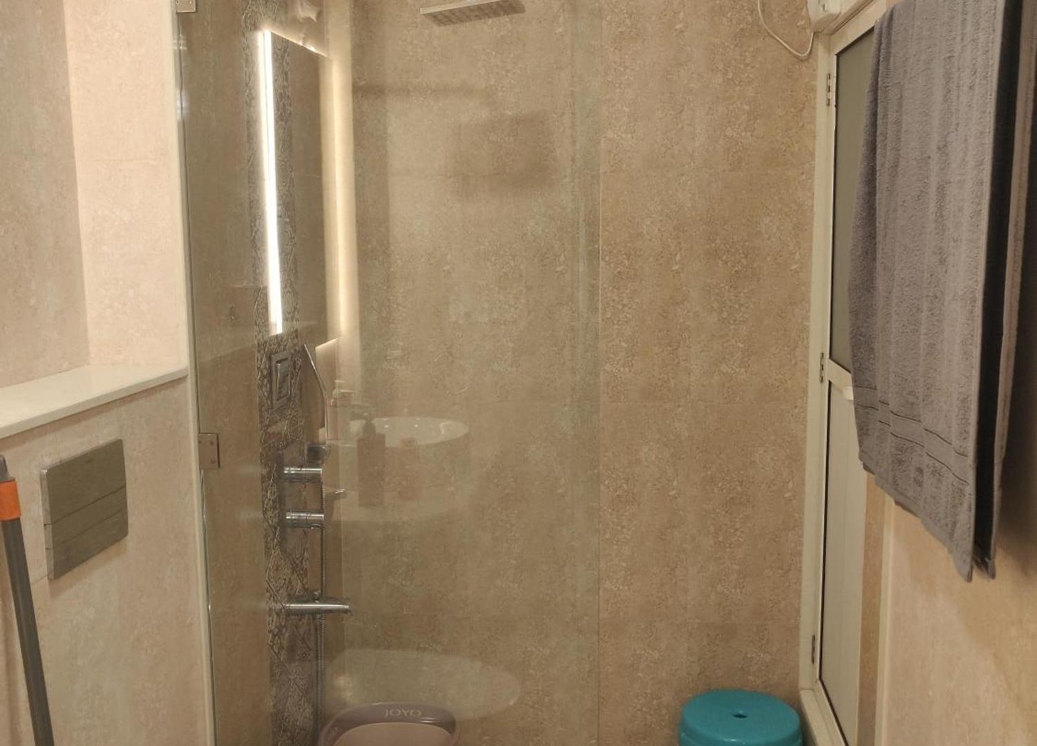 2bhk Luxurious Near Bkc Mumbai